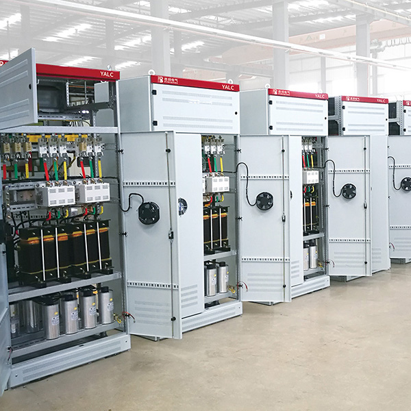 AUTOMATIC COMPENSATION DEVICE